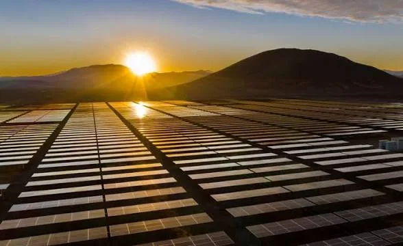 La energía solar supera a la nuclear como fuente de electricidad en el mundo